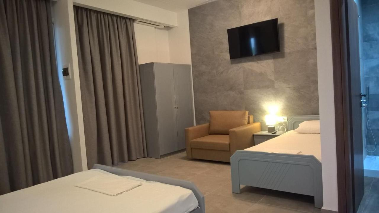 Aparthotel Oasis Paralía Exterior foto