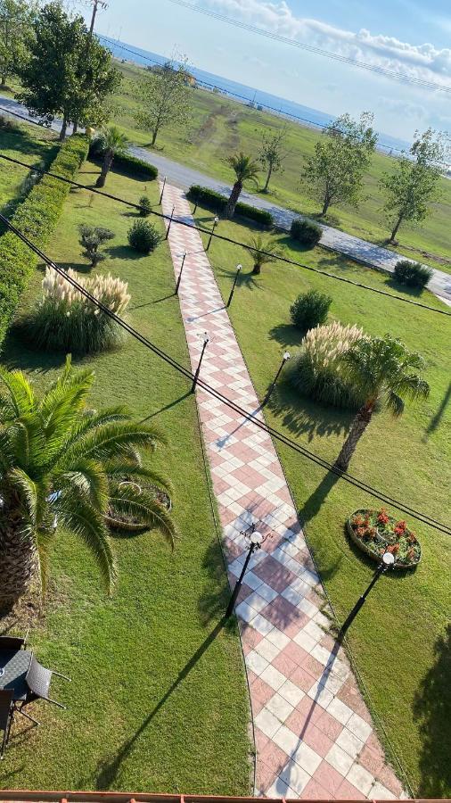 Aparthotel Oasis Paralía Exterior foto