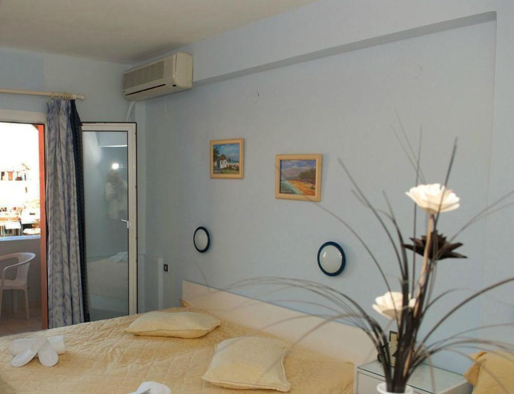 Aparthotel Oasis Paralía Zimmer foto