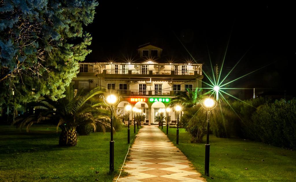 Aparthotel Oasis Paralía Exterior foto