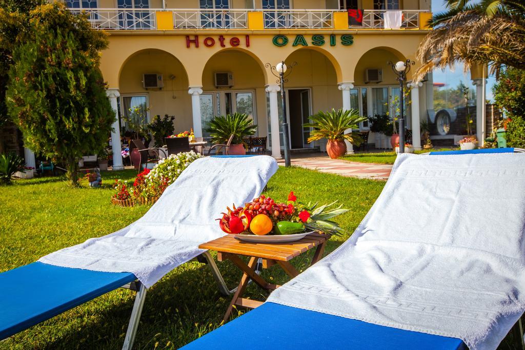 Aparthotel Oasis Paralía Exterior foto