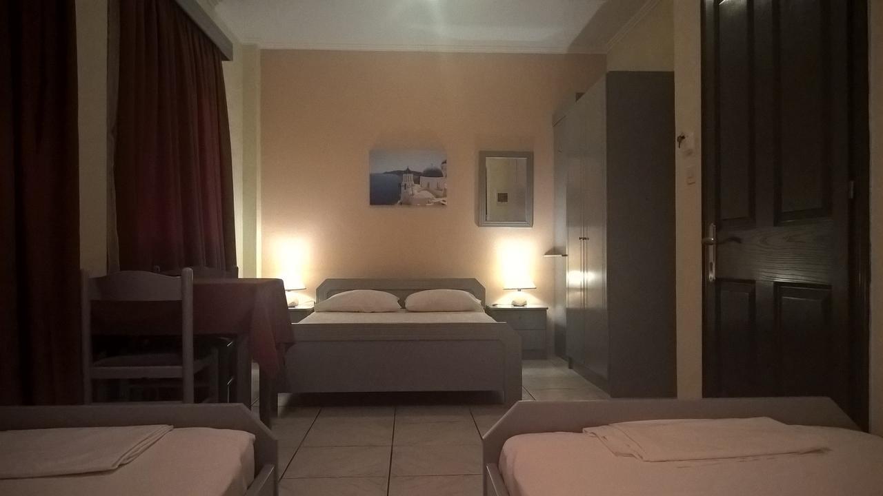 Aparthotel Oasis Paralía Exterior foto